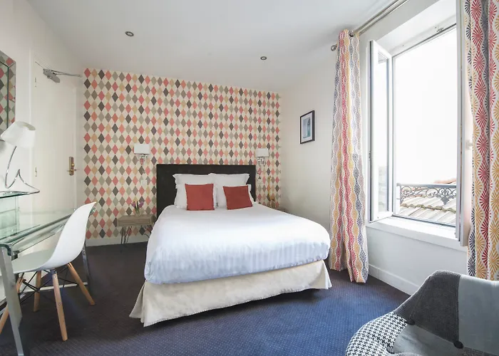 Hotel Des Batignolles