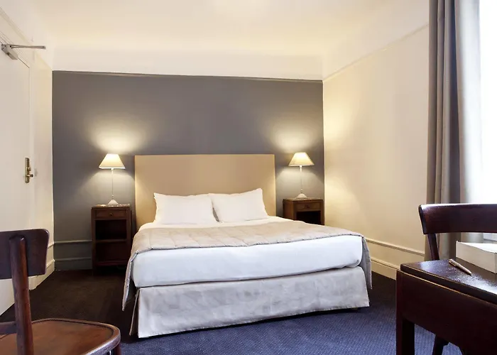 Hotel Des Batignolles 3*