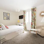 Des Batignolles 3*