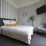 Hotel Des Batignolles