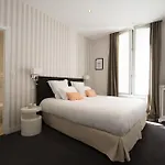Des Batignolles Hotel