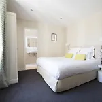 Hotel Des Batignolles