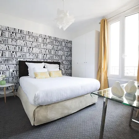 Hotel Des Batignolles Paris