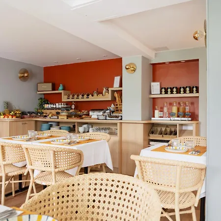 Des Batignolles Hotel