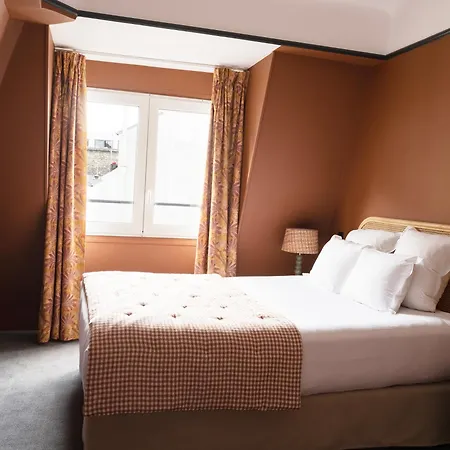 Hotel Des Batignolles