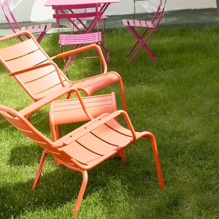 Des Batignolles Отель Париж