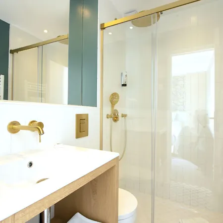فندق Des Batignolles