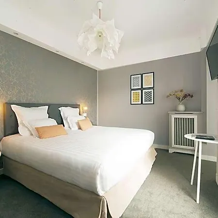 Des Batignolles Hotel Paris