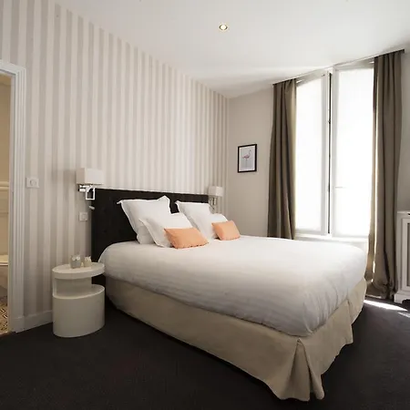Des Batignolles Hotel