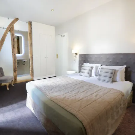 Hotel Des Batignolles 3*