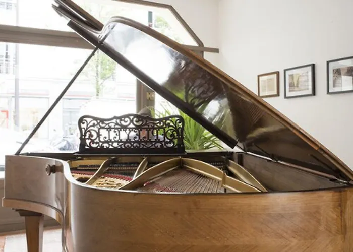 Des Batignolles Szálloda