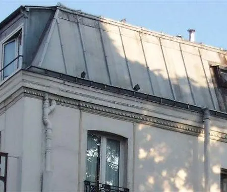 Des Batignolles מלון פריז