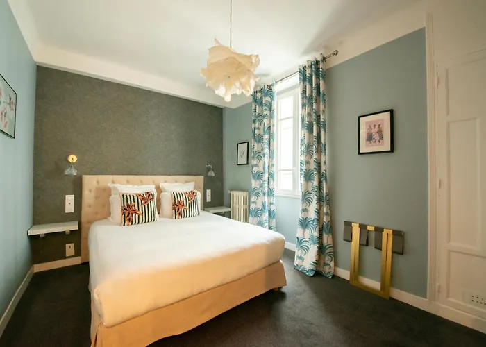 Des Batignolles 3*